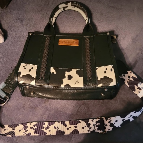 💕Wrangler Leather Cow Print Tote Bag NWT💕 - Picture 7 of 9